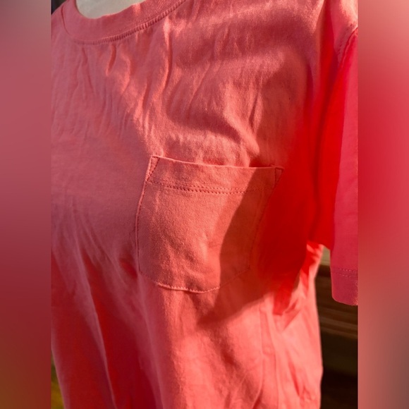 Ivory Ella Pocket Tee - Picture 2 of 4